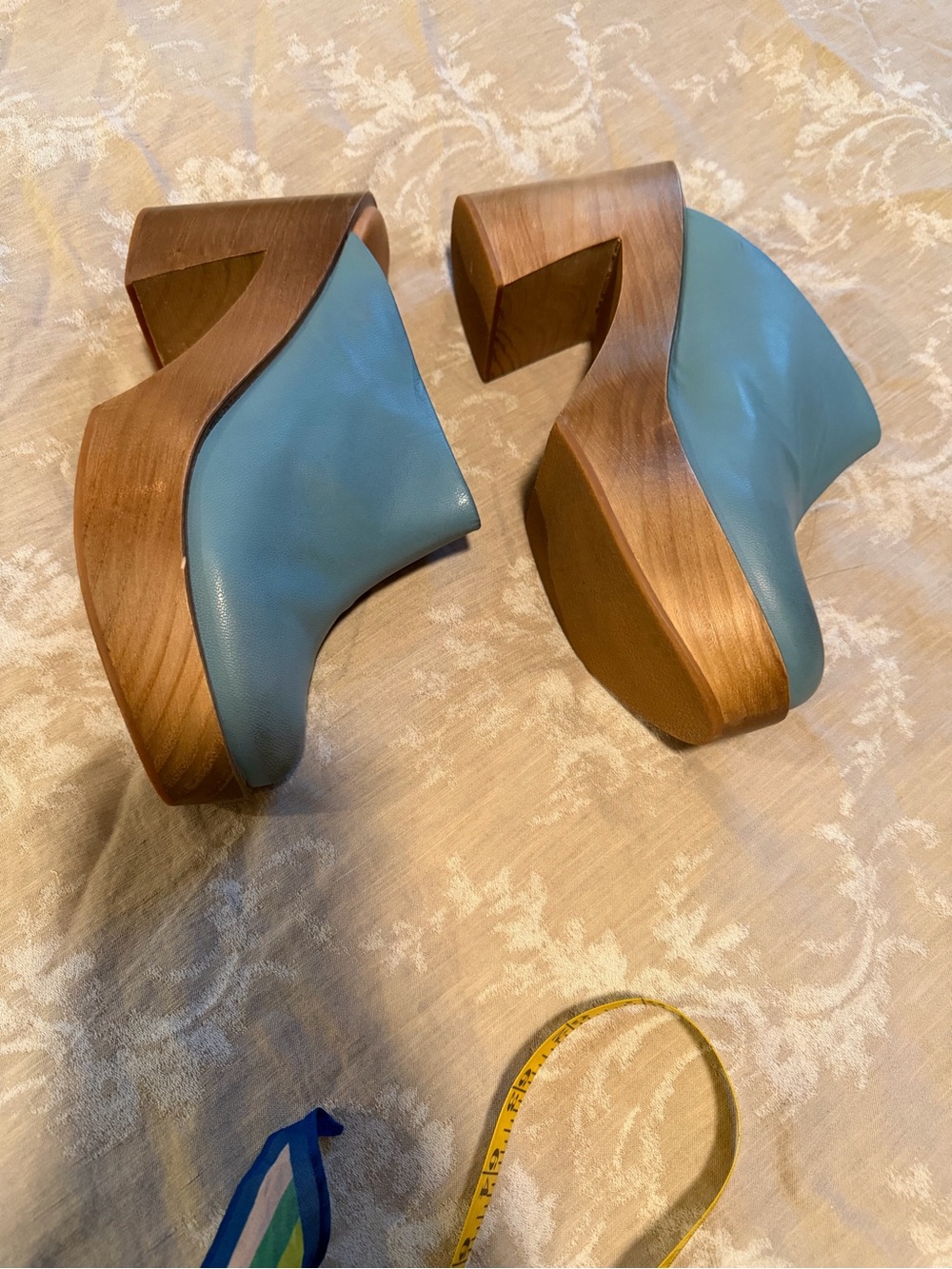 Free People Sky Blue Leather Slide Clogs with Wooden Block Heel, Size 39 - Picture 4 of 11